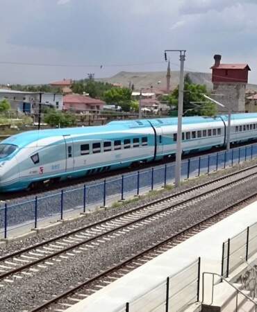 Tarih belli oldu: Adana-Mersin arası 2 saat 15 dakikaya düşüyor! Dev proje, Çukurova’nın çehresini değiştirecek