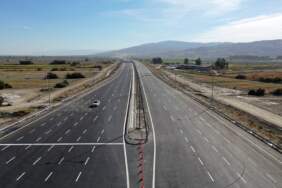 2 saatlik yol 55 dakikaya indi, milyarlarca lira cepte kaldı! Ege’nin yeni otoyolunun müjdesini Bakan Uraloğlu verdi