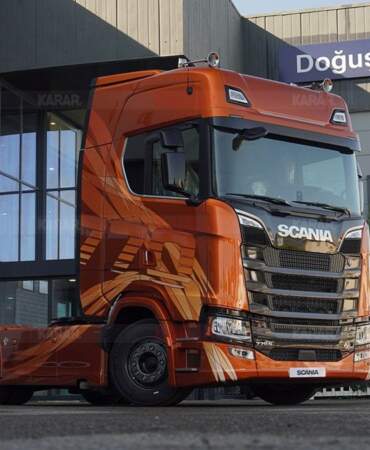 Sınırlı sayıda üretilen özel Scania, Türkiye’deki ilk sahibini buldu