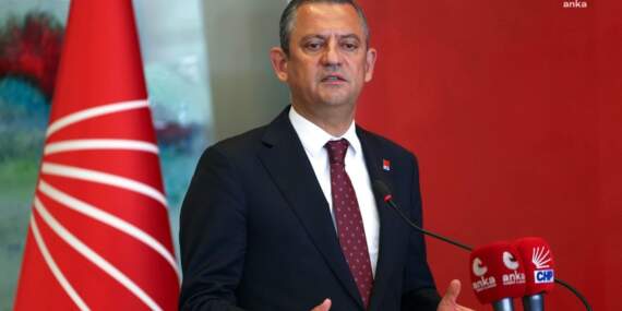 Özel’den komisyon açıklaması: Asla anayasa tartışmasının içinde olmayacağız