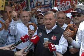 Devlet Memurları Sendikası Başkanı Cengiz: Memurlara verilen yemek yardımıyla sadece simit ve ayran alınabiliyor