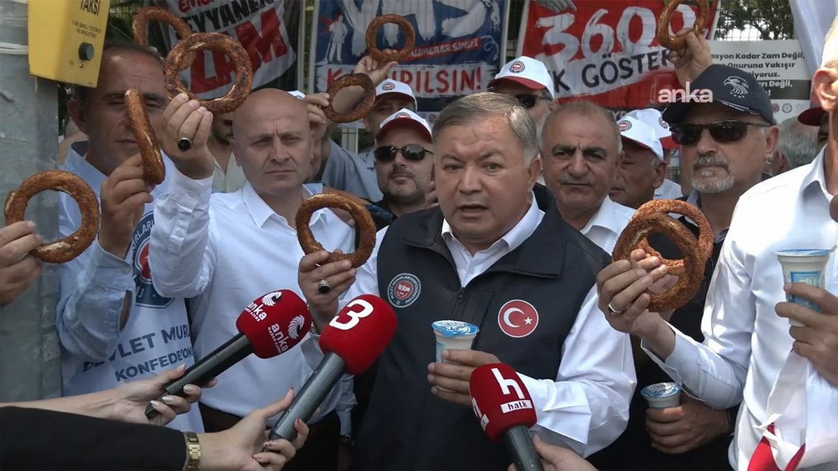 Devlet Memurları Sendikası Başkanı Cengiz: Memurlara verilen yemek yardımıyla sadece simit ve ayran alınabiliyor