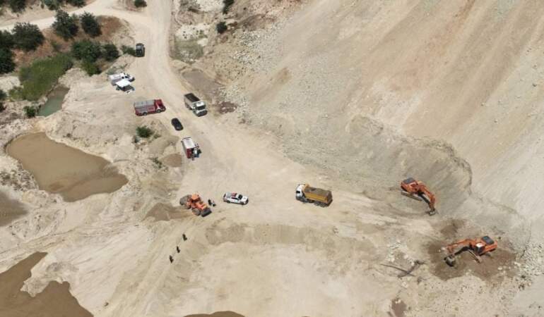 Silivri’de göçük altında kalan işçinin cansız bedenine 4 gün sonra ulaşıldı