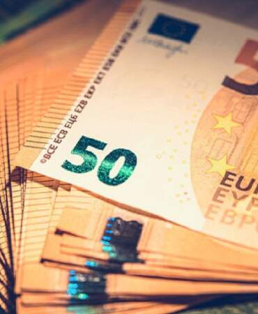 ABD verisi sonrası döviz kuru hareketlendi: Euroda sert yükseliş