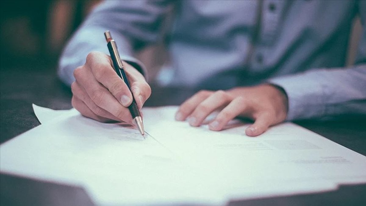 Akademisyenler, gazeteciler, aydınlardan imza kampanyası: Ülkemizin uçurumdan yuvarlanmasına izin vermeyeceğiz