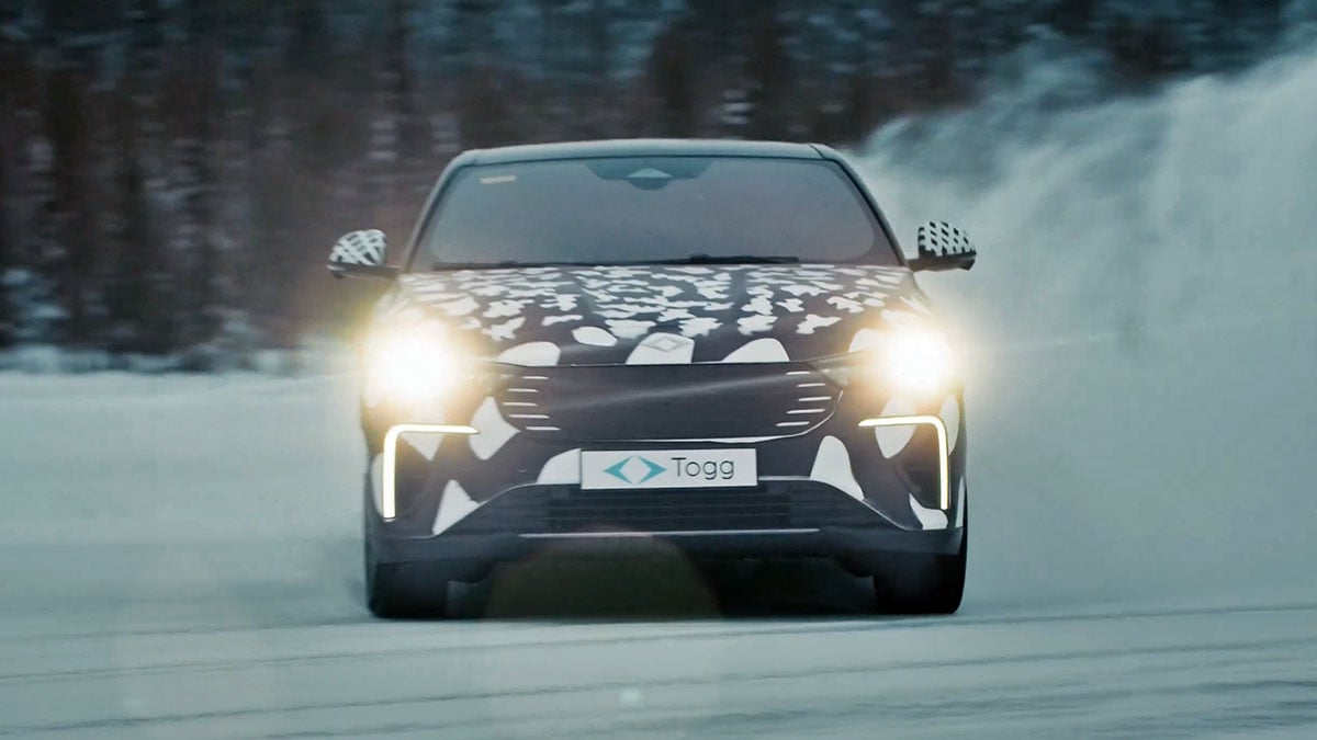 Sedan model T10F’in nefes kesen kış testi videosu yayınlandı! TOGG’dan yeni gövde gösterisi