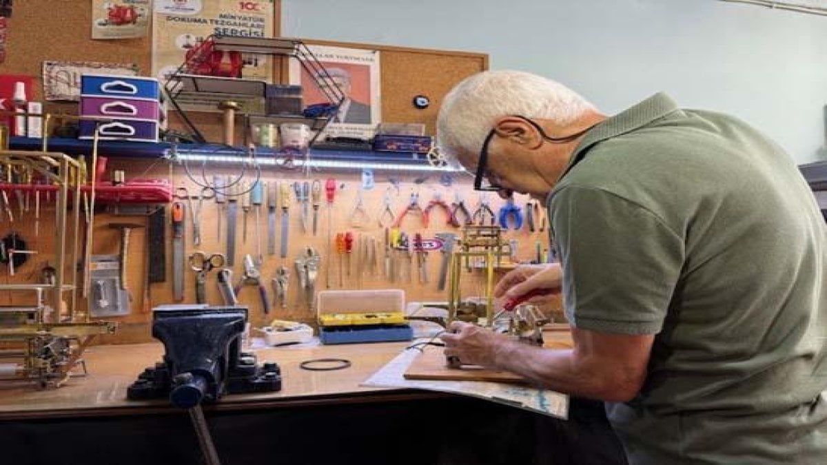Emekli olunca hayatının sanatını buldu: Dünyanın dört bir yanından ilgi görüyor: Bu koleskiyondan sadece onda var