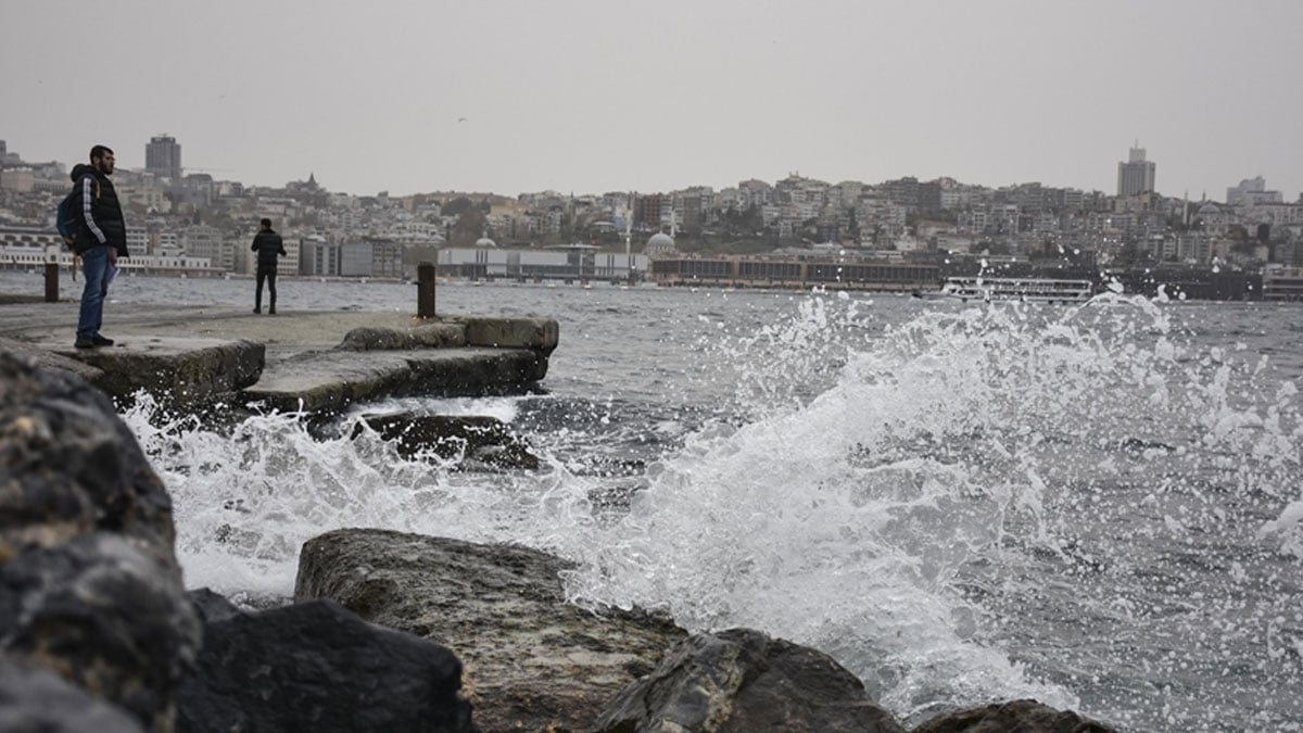 AKOM’dan İstanbul için ‘fırtına’ uyarısı