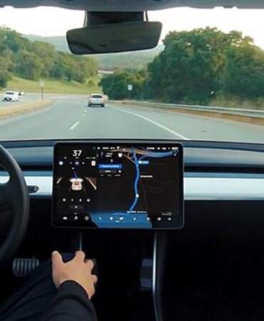 Tesla kullanıcısının gelişmiş otopilot deneyimi sosyal medyada gündem oldu: 57.000 TL kar lastiği parası ediyor, daha garantili