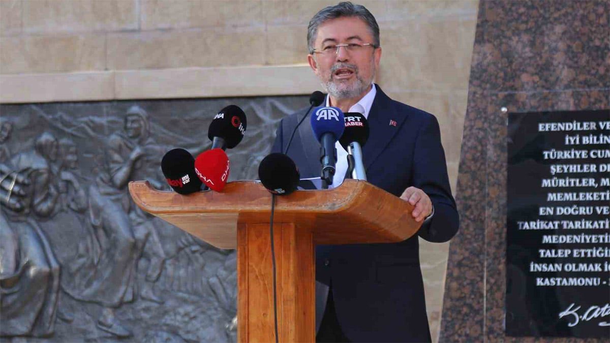 Bakan Yumaklı’dan yapay et açıklaması: Böyle bir düzenleme yok