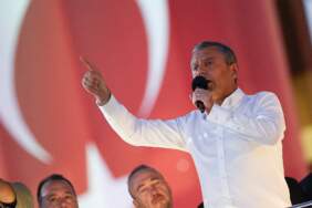 Özel’den Özlem Çerçioğlu’na tepki: Kocasının şirketi için pazarlık yapana yazıklar olsun