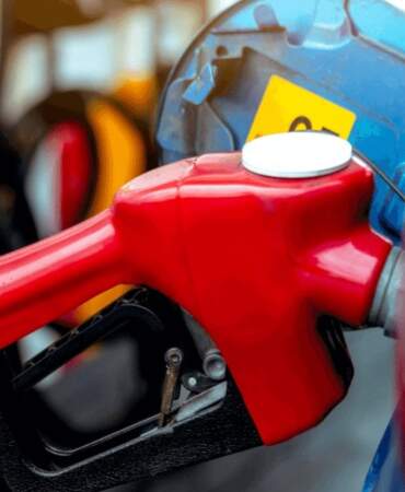 Akaryakıt fiyatları değişti mi? Benzine indirim geldi mi? 19 Ağustos akaryakıt fiyatları