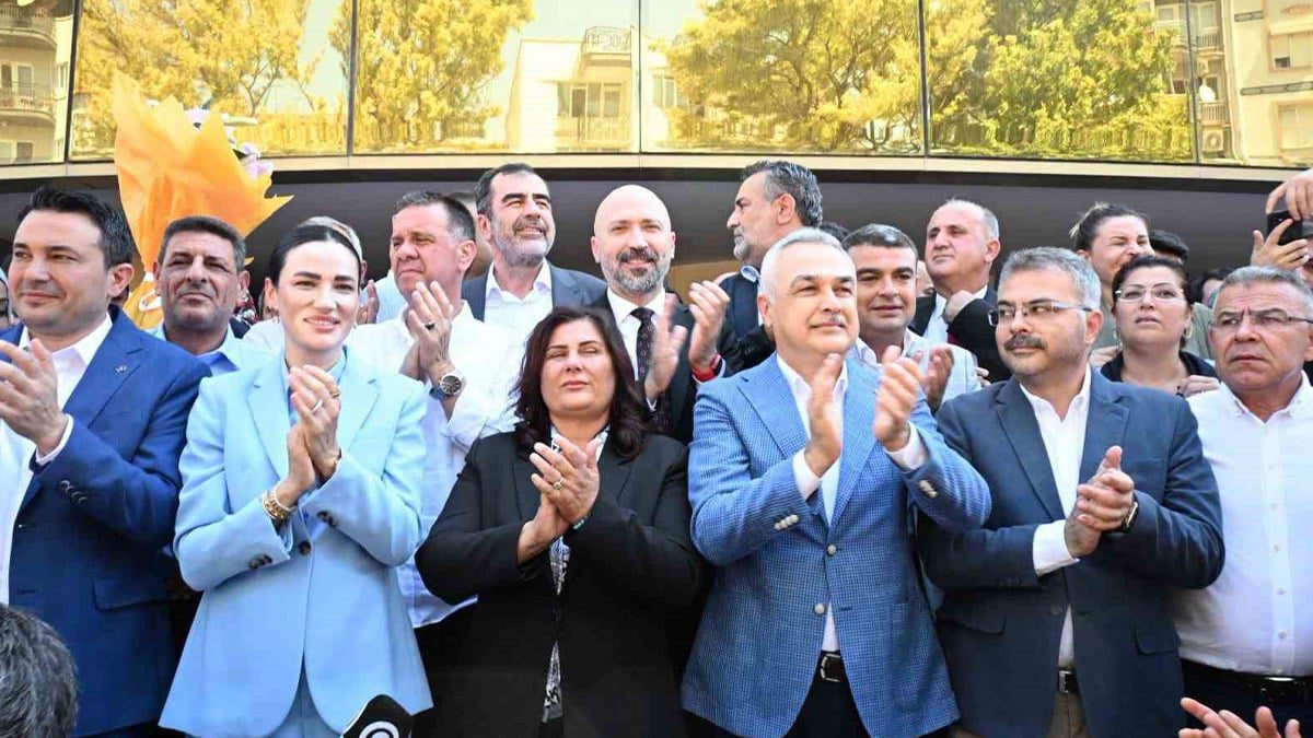 2014’ten bu yana yerel seçimlerde rakiplerdi: Savaş’tan Çerçioğlu’na destek