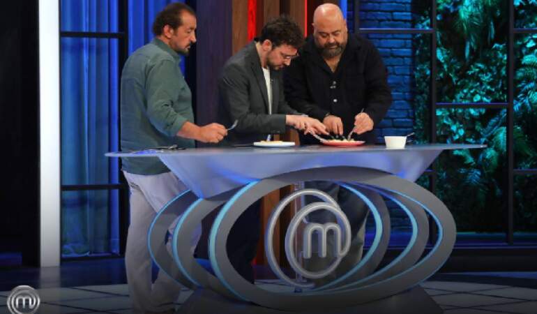 MasterChef Türkiye’de haftanın ilk takım oyunu heyecanı! Kazanan hangi takım oldu?
