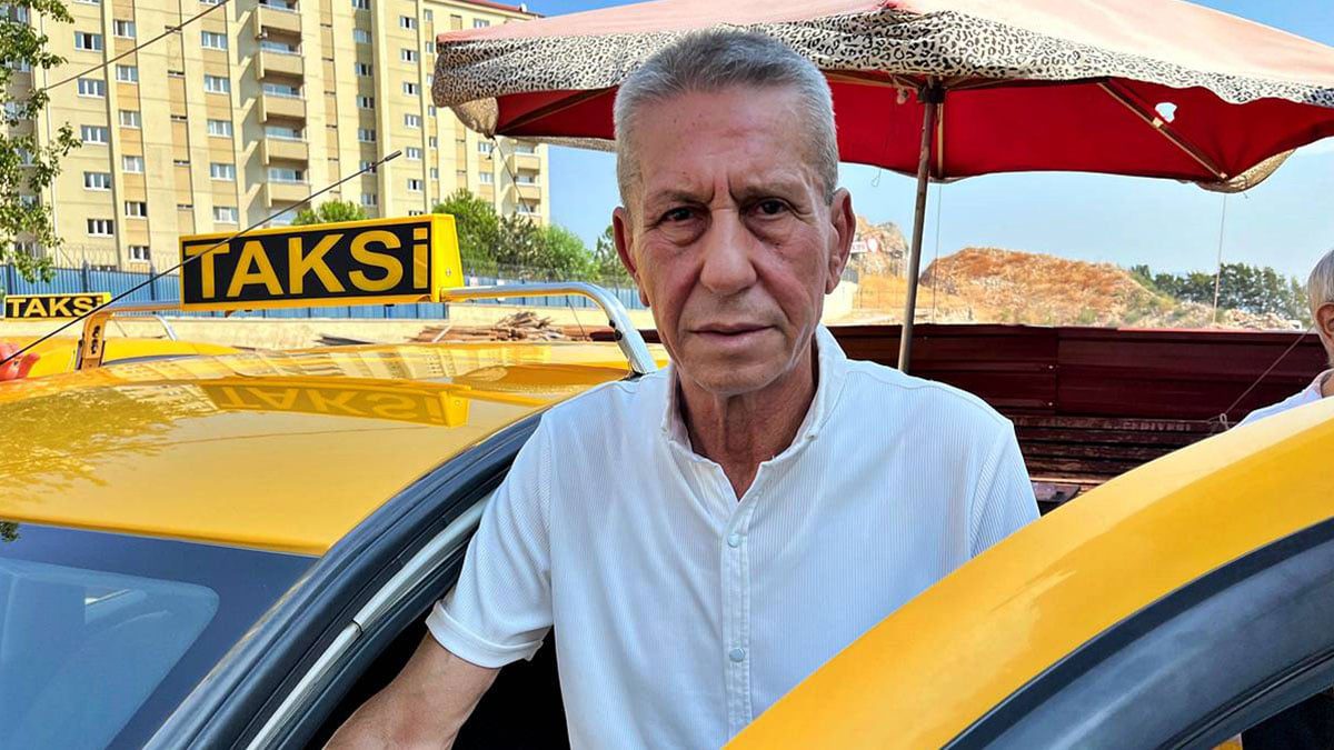 Bu taksicinin yaptığı herkese ders olmalı! Meğer böyle taksi şoförleri de varmış