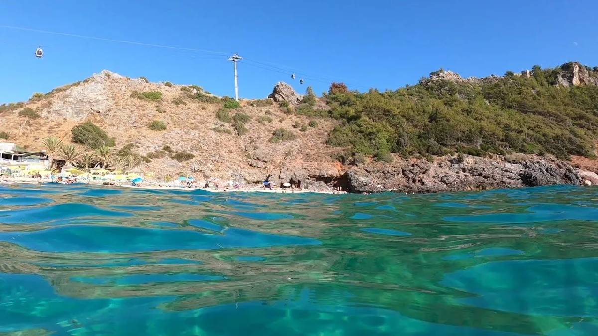 Yorgunluğa masmavi bir mola! Hem huzur hem şifa veriyor: Bu saklı koy keşfedilmeyi bekliyor