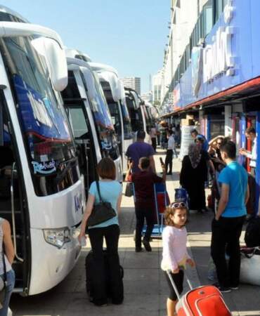 Seyahat alışkanlıkları değişiyor: Otobüs bilet fiyatı uçak bileti fiyatını aştı
