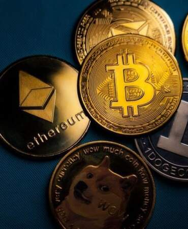Bitcoin 113 bin dolarda zorlanıyor; Ethereum, XRP ve Solana da baskı altında: Sırada ne var?
