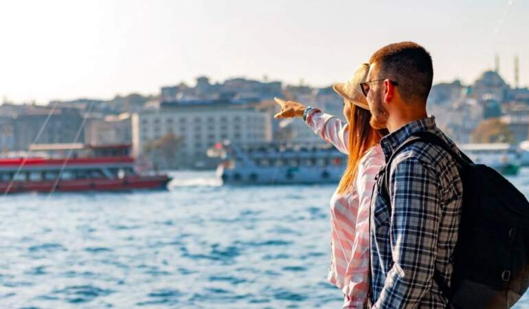 Türkiye’ye gelen turist sayısı düştü