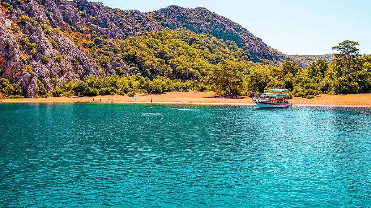 Burayı yerlileri dışında kimse bilmiyor! Sakin, berrak denizli, yeşil ormanlı: Antalya’nın el değmemiş cenneti