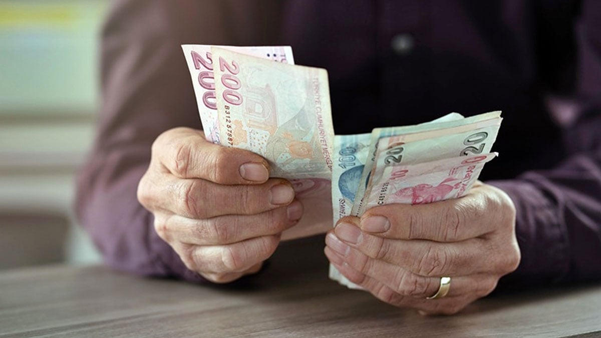 Kamuda zam var, özel sektörde yok! Maaşlar erirken, ara zam hayal oldu