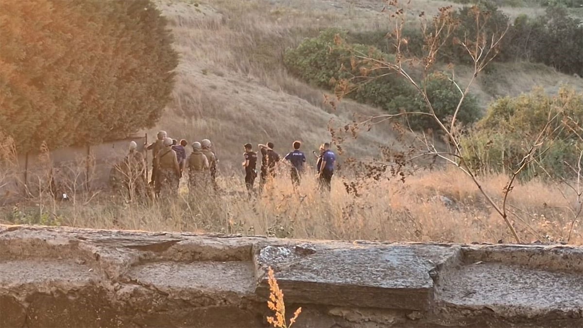 Bahçeşehir’de dehşet! Kurye kılığında siteye girip boşanma aşamasındaki eşini vurdu