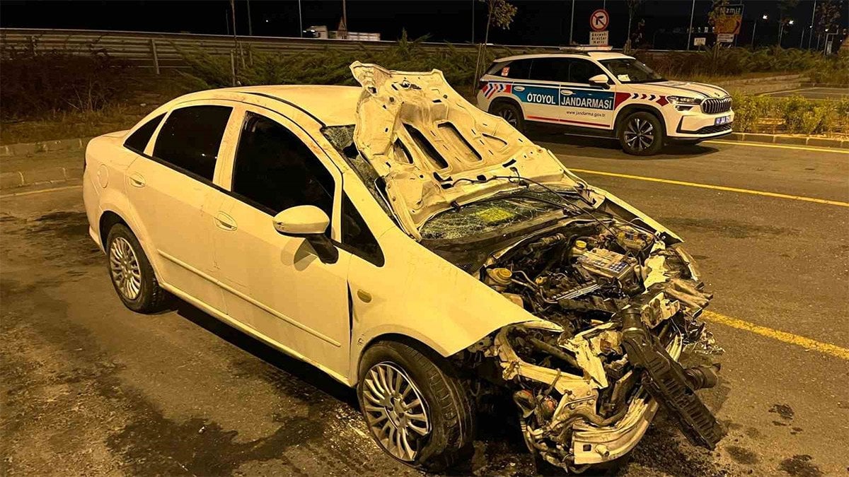 Otoyolda kaçan yayaya otomobil çarptı: 1 ölü, 2 yaralı