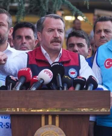 Memur Sen’den Bakanlık önünde açıklama: Maaş artışları şeffaf ve adil olmalı