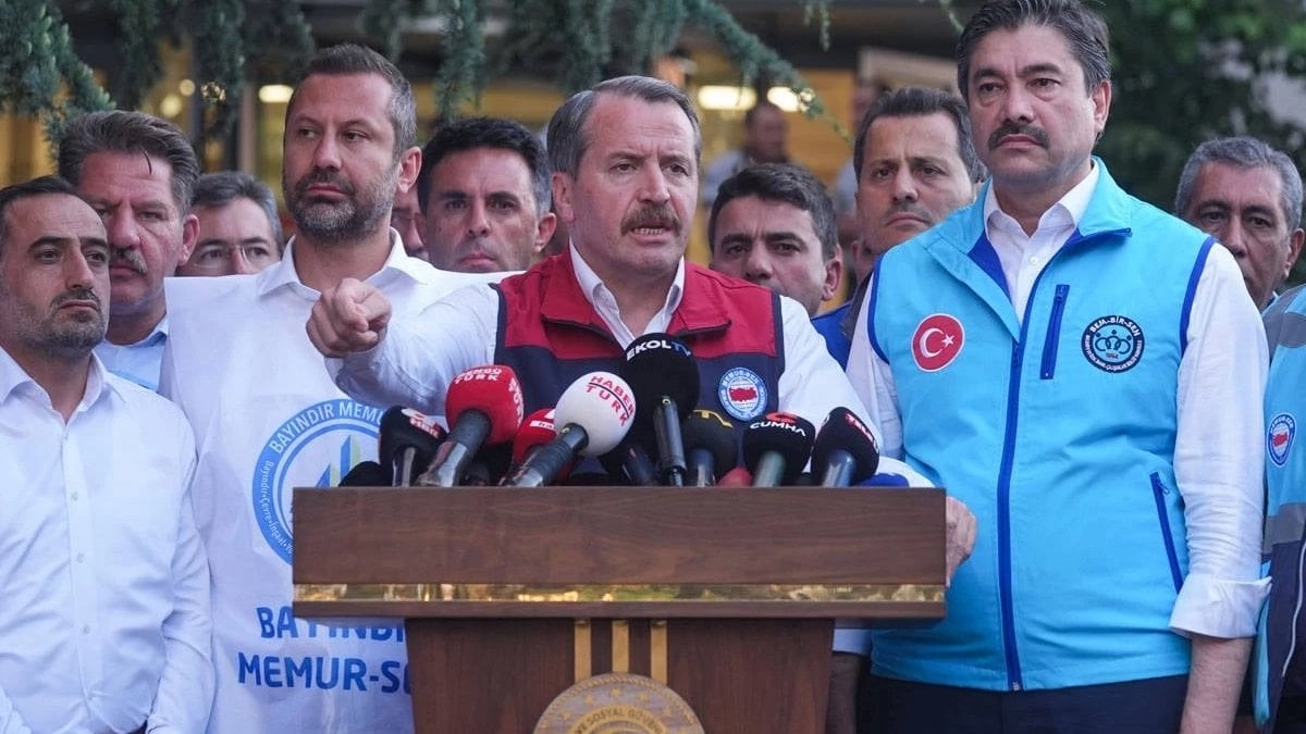 Memur Sen’den Bakanlık önünde açıklama: Maaş artışları şeffaf ve adil olmalı