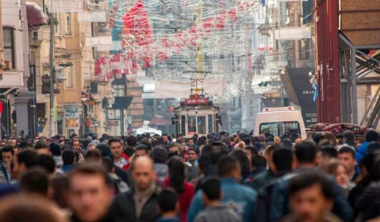 Kayıt dışı ekonomi vergi gelirlerini vuruyor: OECD üyeleri arasında kişi başına en düşük GSYH Türkiye’de