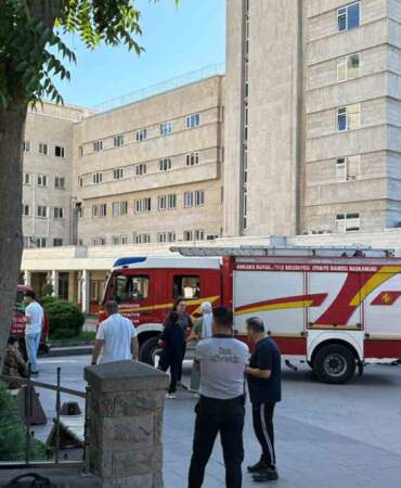 Hacettepe Üniversitesi Hastanesi’nde yangın paniği