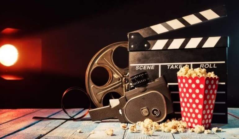 Aşkın ve kahkahanın en güzel buluşması! Hafta sonu izleyecek filmleriniz hazır: İşte en sevilen 3 romantik komedi