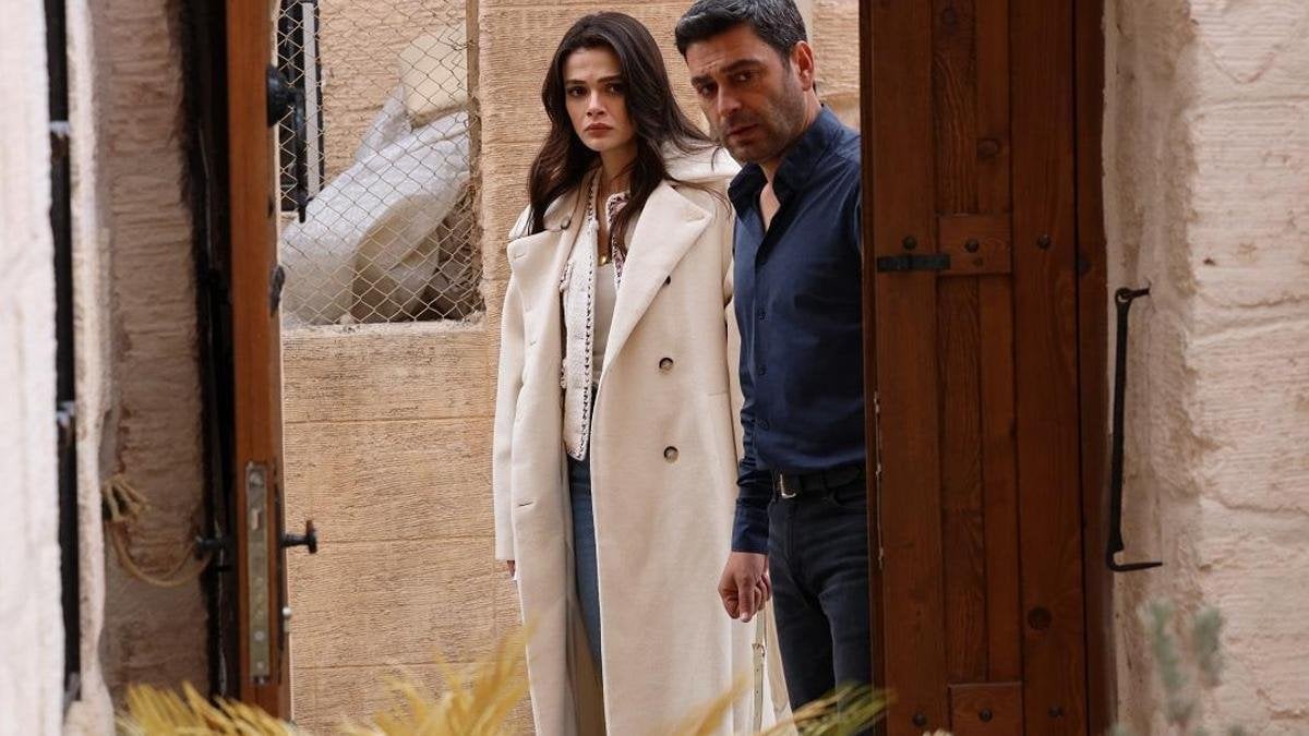 Uzak Şehir’in yeni sezonu öncesi şok değişiklik: o karakteri artık başka bir oyuncu canlandıracak!