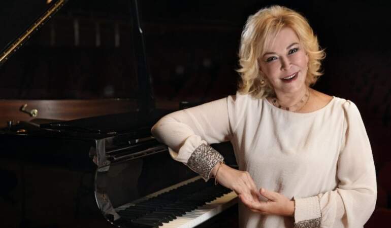 Gülsin Onay Eylül’de iki anlamlı konserle sahne alacak