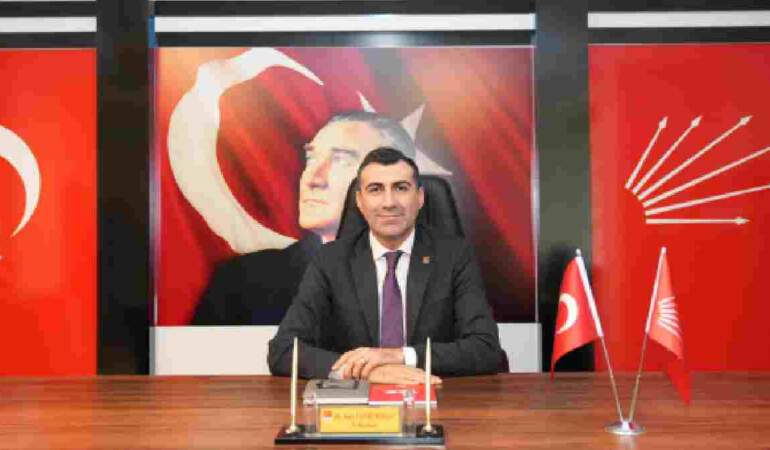 Başkan Tanburoğlu: 1922’de İşgal kuvvetlerine nasıl direniş gösterdiysek şimdi de antidemokratik uygulamalara karşı direniyoruz