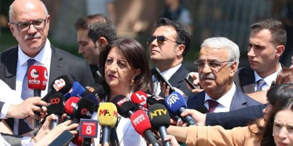 DEM heyetinden İmralı açıklaması: Yeni bir aşama için adım atılmalı
