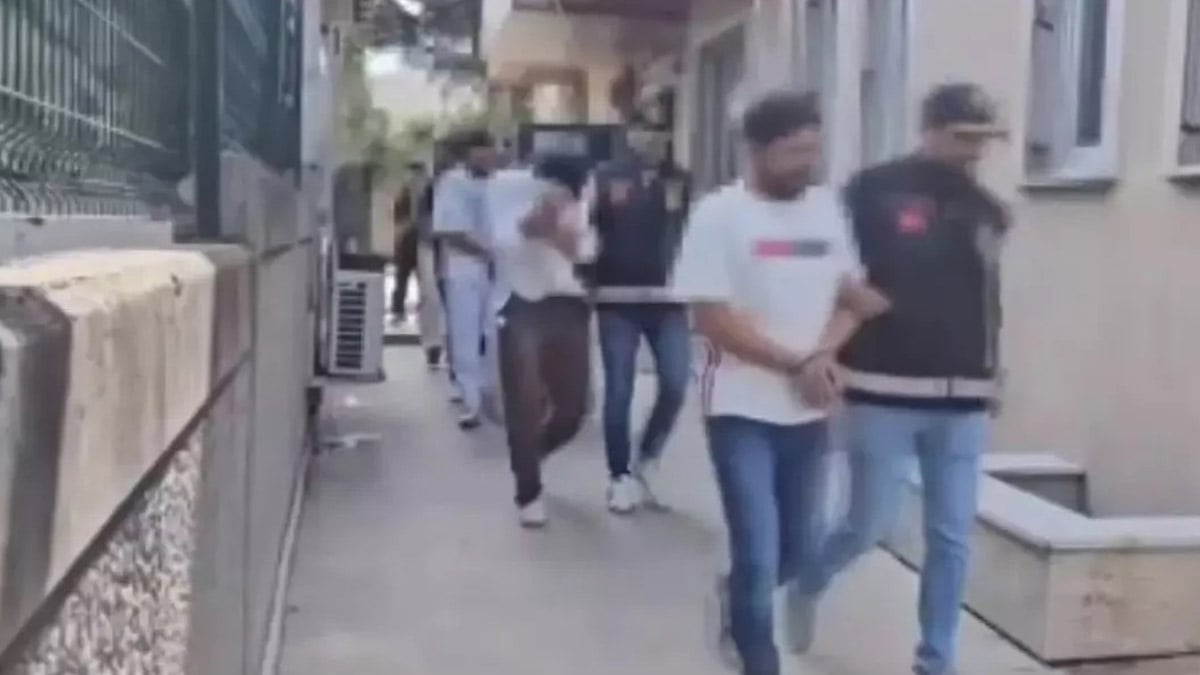 Küçükçekmece’de güzellik salonlarına operasyon: 18 şüpheli gözaltına alındı