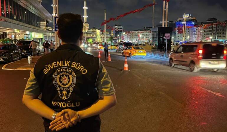 İstanbul’da ‘Huzur İstanbul’ uygulaması: 621 şüpheli gözaltına alındı