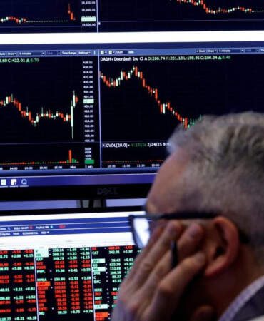 ABD Borsası Sert Çakıldı! Trump’ın Tarife Kararı Borsayı Vurdu