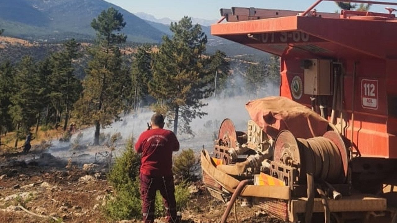 Adana Saimbeyli’deki Orman Yangını Söndürüldü