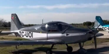 Adana’da Eğitim Uçağı Düştü: İki Kişi Ağır Yaralı