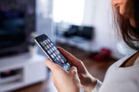 Akıllı Telefonlarda İnternet Yavaşlığını Fişek Gibi Yapan Yöntem Ortaya Çıktı: Bir Tuş Yetiyor