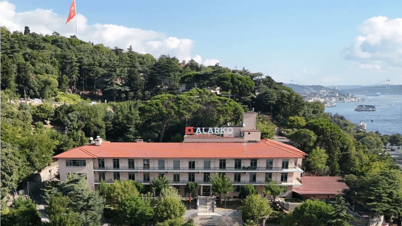 Alarko Holding KAP’a Bildirdi: Rekor Zarar Açıklandı