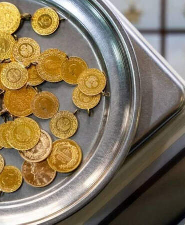 Altın Yine Rekor Kırdı! Her Geçen Gün Zirvesini Daha Yukarıya Taşıyor