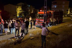 Arnavutköy’deki Yangın Mezarlığa Metreler Kala Söndürüldü