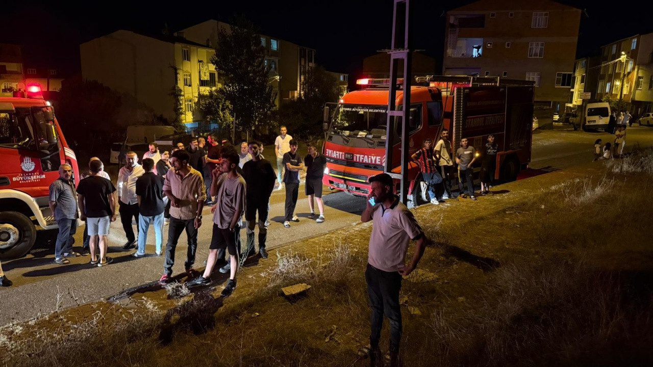 Arnavutköy’deki Yangın Mezarlığa Metreler Kala Söndürüldü