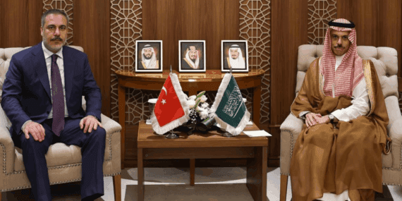 Bakan Fidan Suudi Arabistanlı Mevkidaşı Al Suud ile Görüştü