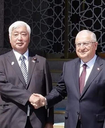Bakan Güler, Japonya Savunma Bakanı Nakatani ile Görüştü