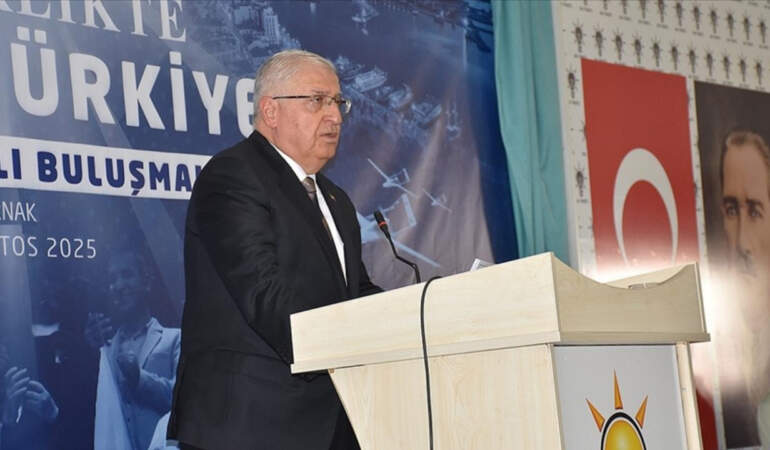 Bakan Güler: PKK ve İltisaklı Gruplar Silahlarını Teslim etmeli!