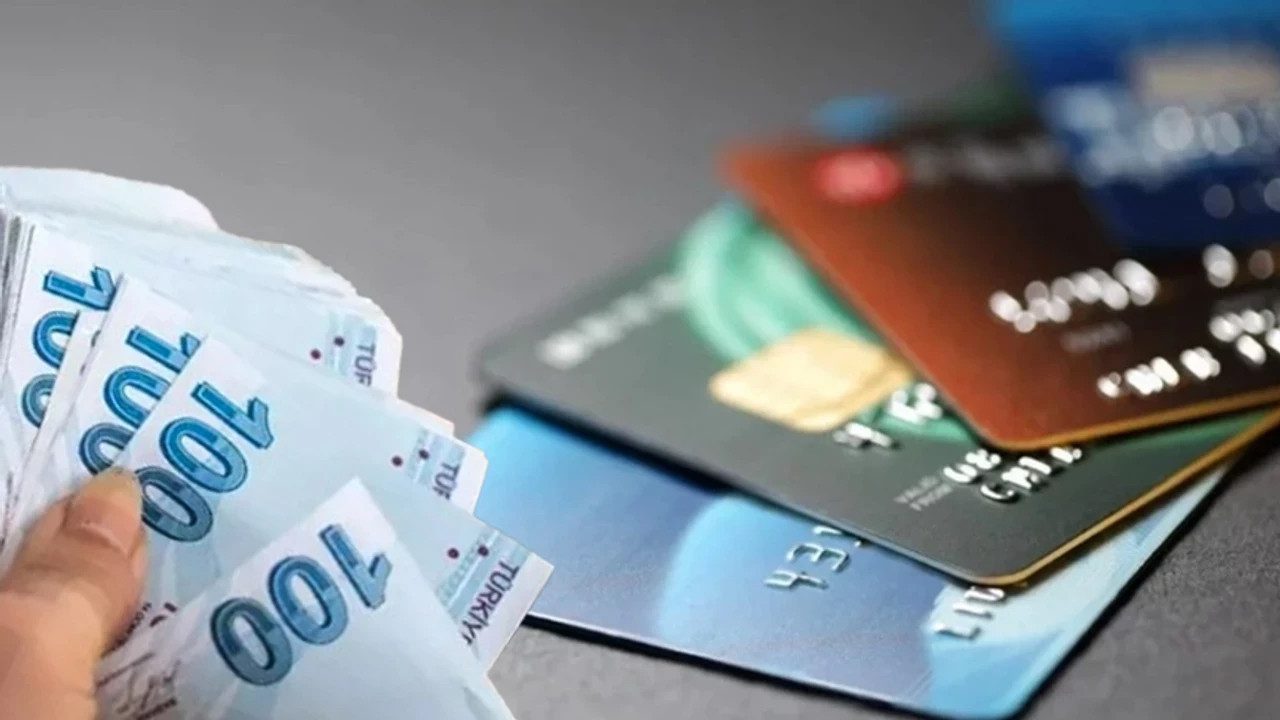 Bankaların Maaş Oyunu BDDK’nın Radarında: Gelirler Yüksek Gösteriliyor, Yaptırımlar Yolda